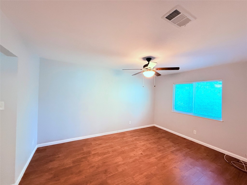 914 Beaver Trail, Unit B Austin, TX 78746 - Photo 13 of 30