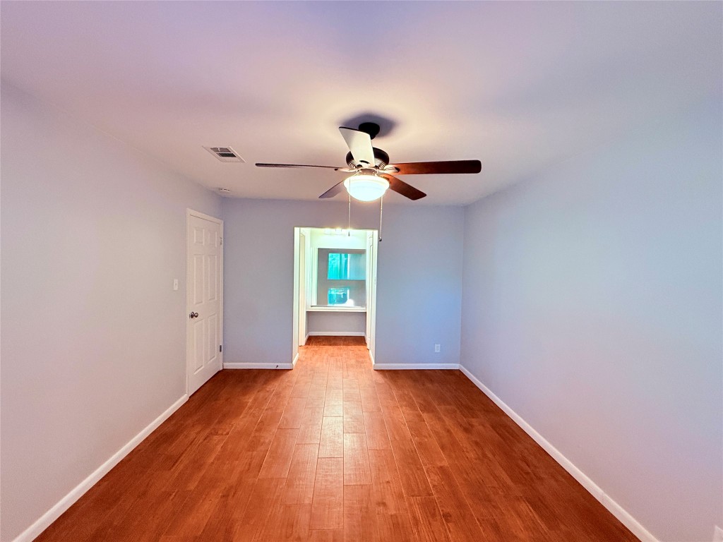 914 Beaver Trail, Unit B Austin, TX 78746 - Photo 14 of 30