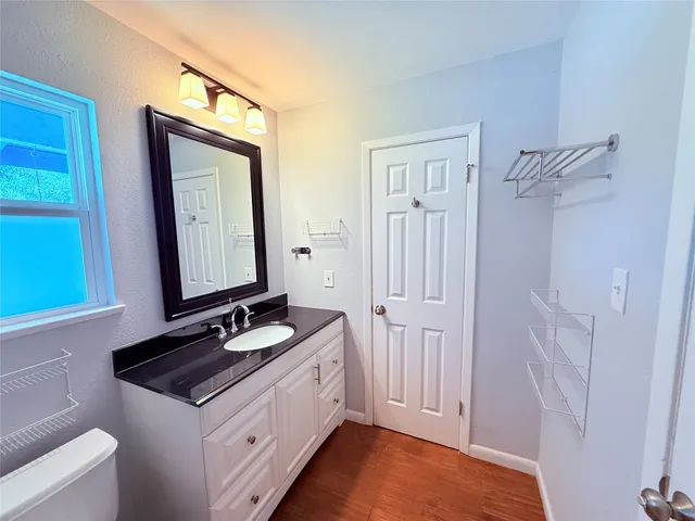 $1,850 | 914 Beaver Trail, Unit B, Austin, TX 78746