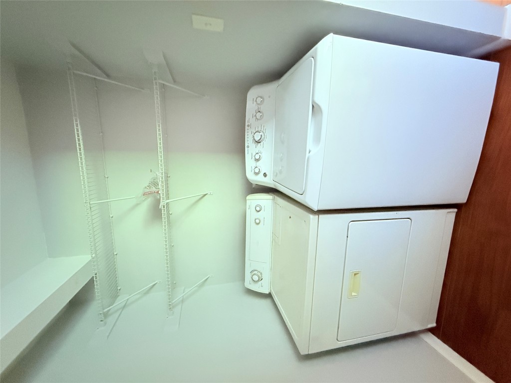 914 Beaver Trail, Unit B Austin, TX 78746 - Photo 22 of 30