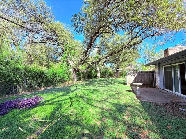 $1,850 | 914 Beaver Trail, Unit B, Austin, TX 78746