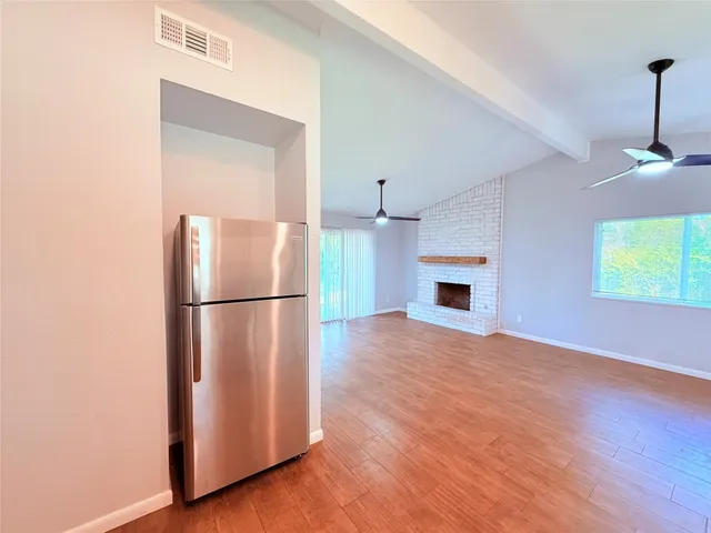 $1,850 | 914 Beaver Trail, Unit B, Austin, TX 78746