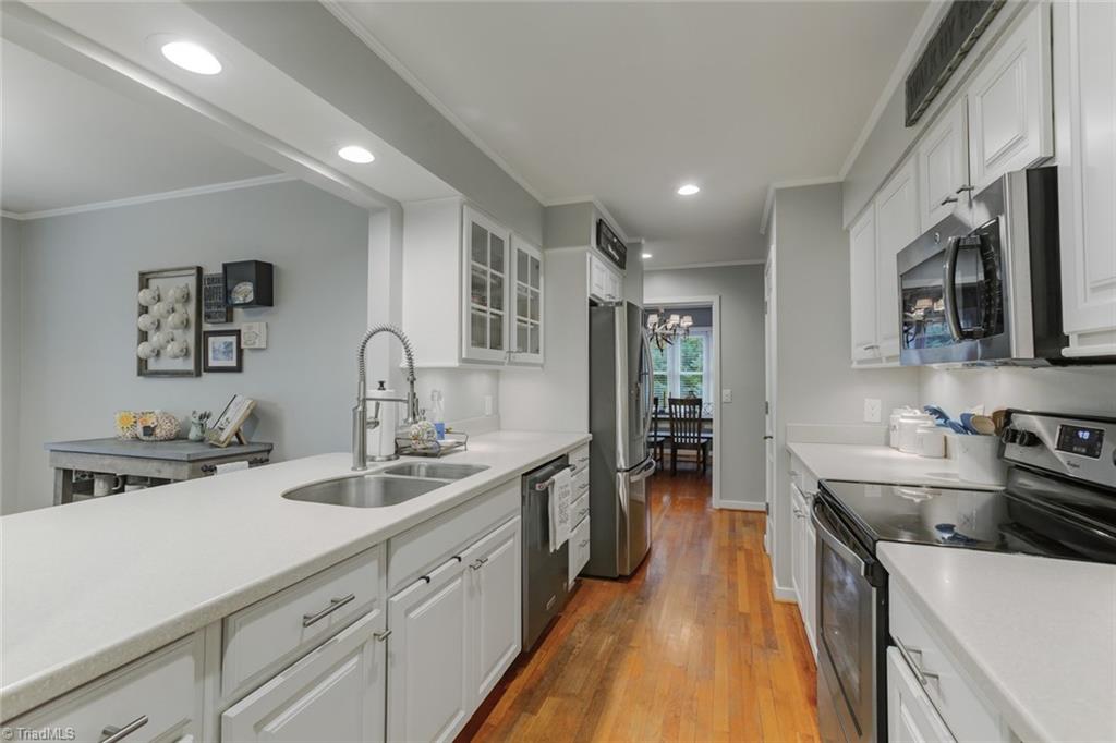 5314 Tower Road Greensboro, NC 27410 - Photo 4 of 29 Gallery Image 4