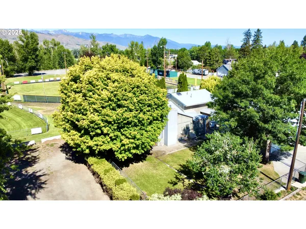 $359,900 | 1920 Cliff Street, Baker City, OR 97814