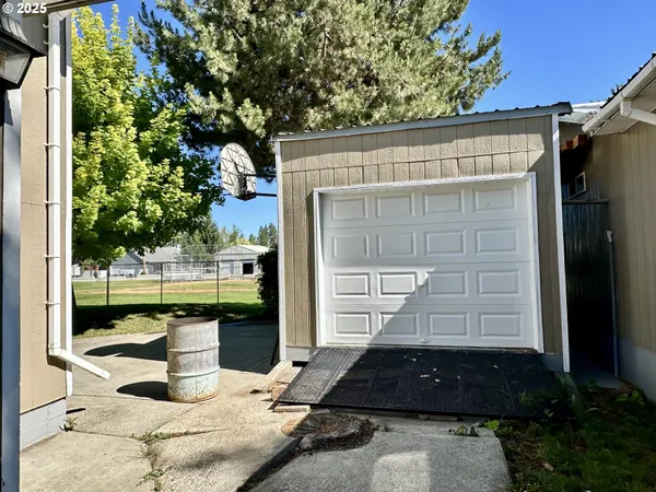 $359,900 | 1920 Cliff Street, Baker City, OR 97814