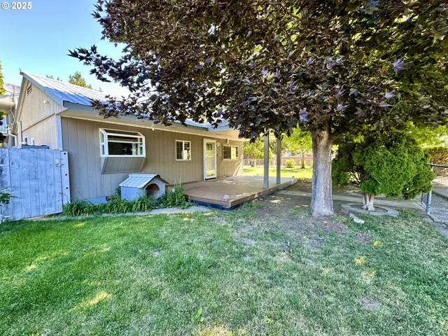 $364,990 | 1920 Cliff Street, Baker City, OR 97814