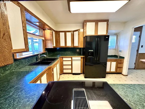 $359,900 | 1920 Cliff Street, Baker City, OR 97814