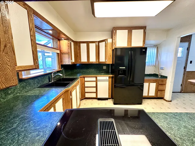 $364,990 | 1920 Cliff Street, Baker City, OR 97814