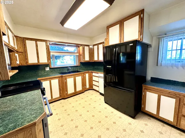 $359,900 | 1920 Cliff Street, Baker City, OR 97814