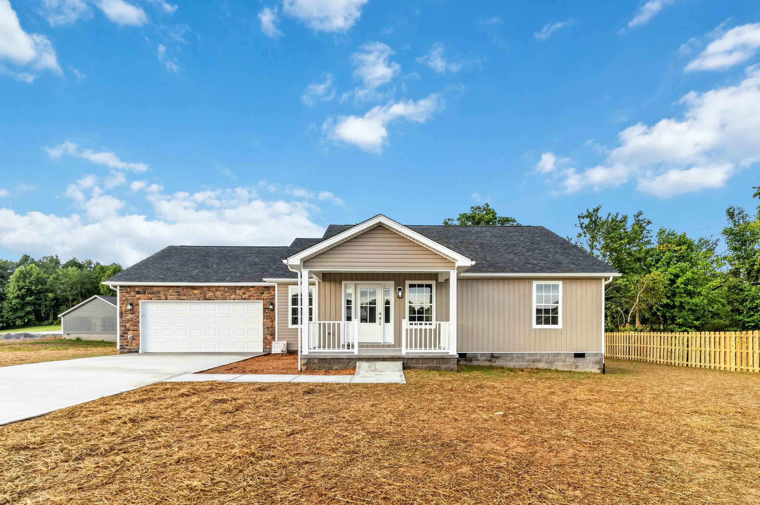 665 Pleasant View Road London, KY 40744 - Photo 1 of 30 001