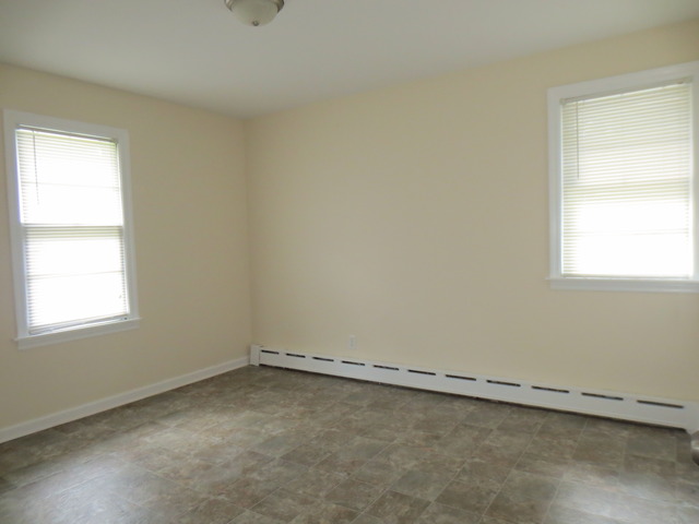 459 4th Street Lemont, IL 60439 - Photo 8 of 9