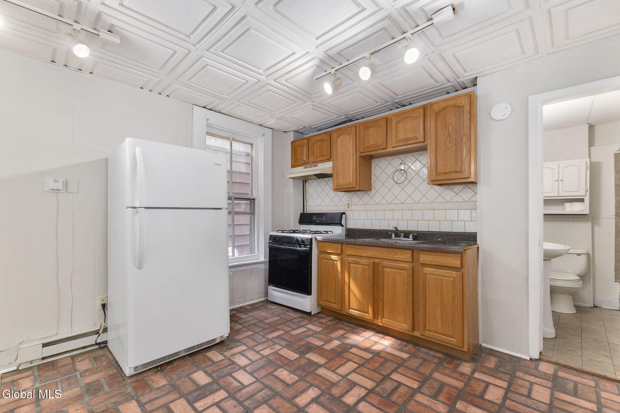 134 Front Street Schenectady, NY 12305 - Photo 10 of 45 10-134FrontSt_10