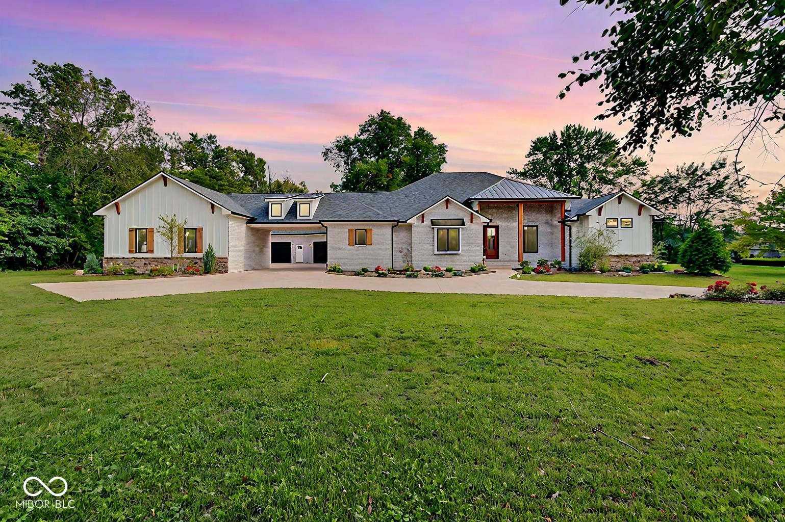 3621 Olive Branch Road Greenwood, IN 46143 - Photo 3 of 83