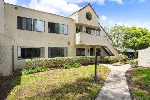$525,000 | 355 North Melrose Drive, Unit E, Vista, CA 92083