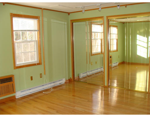 79 Hadley Village Road, Unit 79 South Hadley, MA 01075 - Photo 18 of 26 Gallery Image 18