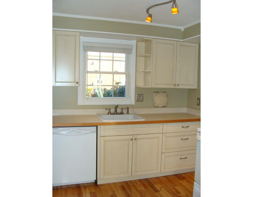 79 Hadley Village Road, Unit 79 South Hadley, MA 01075 - Photo 5 of 26 Gallery Image 5