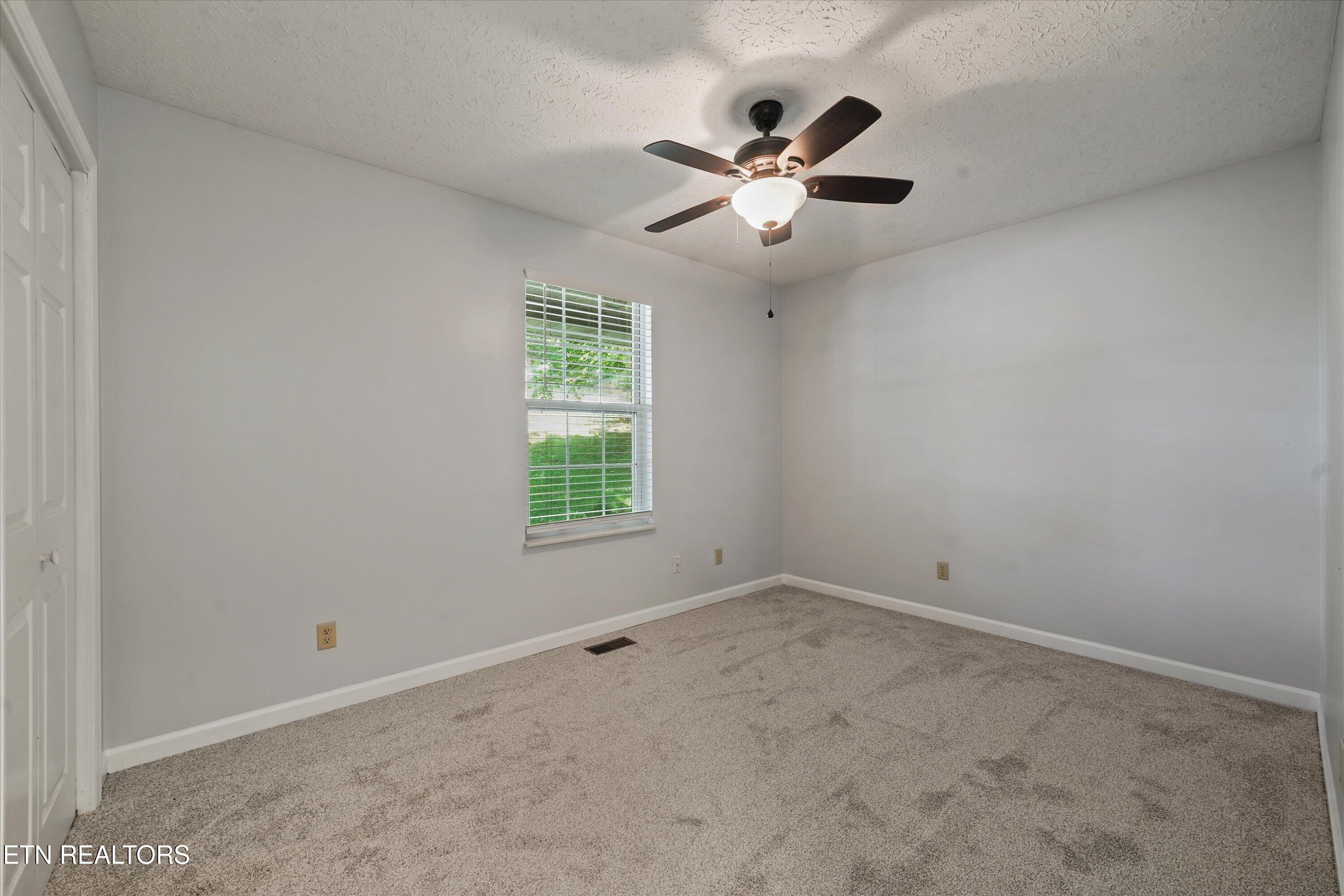 712 Kimbee Road Knoxville, TN 37923 - Photo 20 of 43 19-712 Kimbee Rd 09