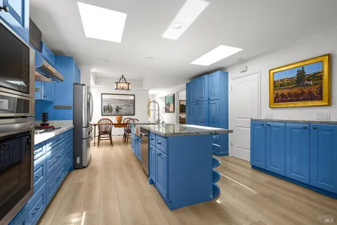 $1,295,000 | 533 Carnation Court, Sonoma, CA 95476