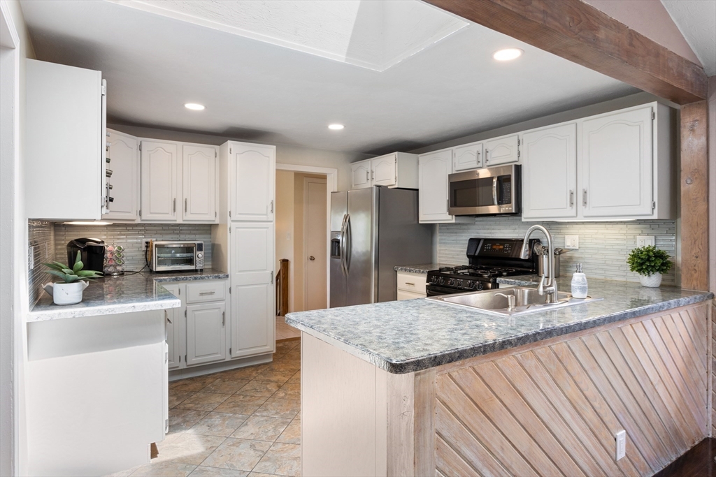 16 Simon Willard Road Acton, MA 01720 - Photo 12 of 40 Gallery Image 12
