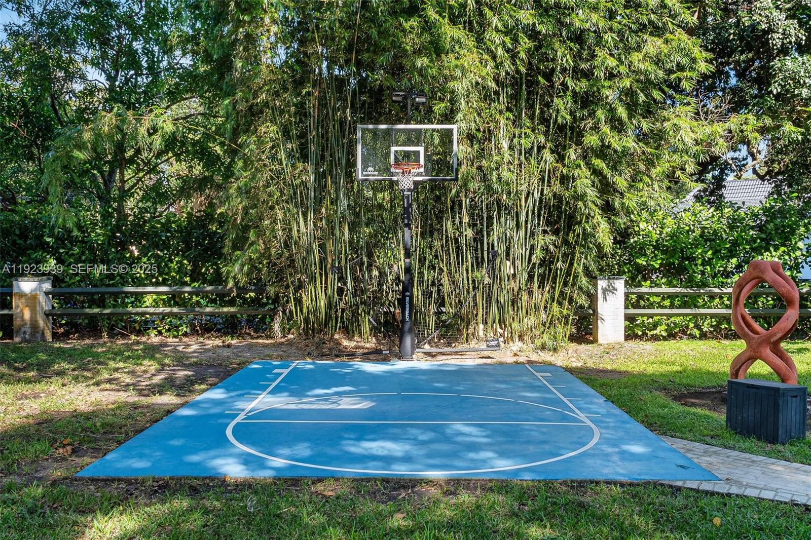 11155 Southwest 40th Street Davie, FL 33328 - Photo 18 of 74 a view of a park with large trees