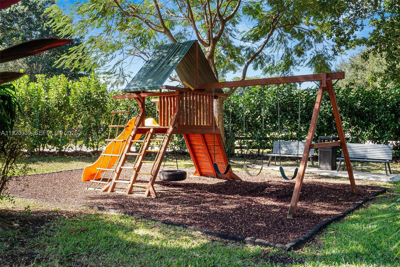 11155 Southwest 40th Street Davie, FL 33328 - Photo 42 of 100