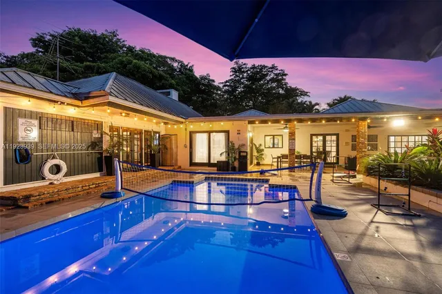 $1,990,000 | 11155 Southwest 40th Street, Davie, FL 33328