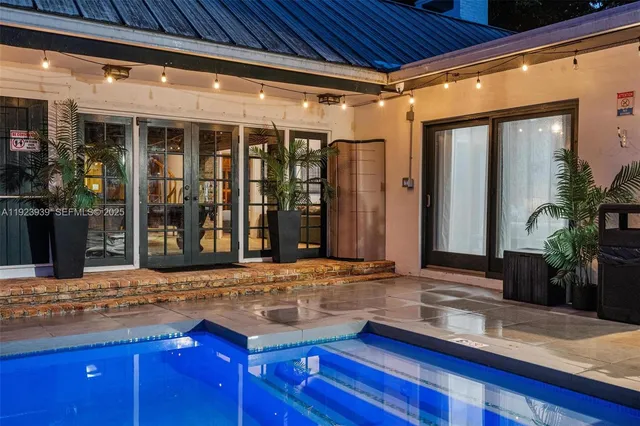 $1,990,000 | 11155 Southwest 40th Street, Davie, FL 33328