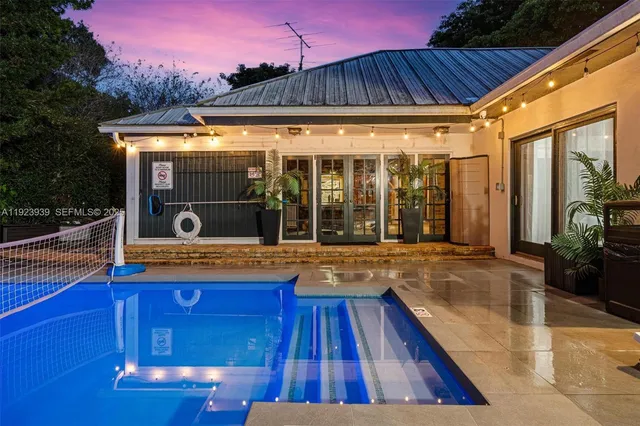 $1,990,000 | 11155 Southwest 40th Street, Davie, FL 33328