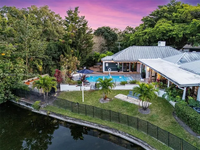 $1,990,000 | 11155 Southwest 40th Street, Davie, FL 33328