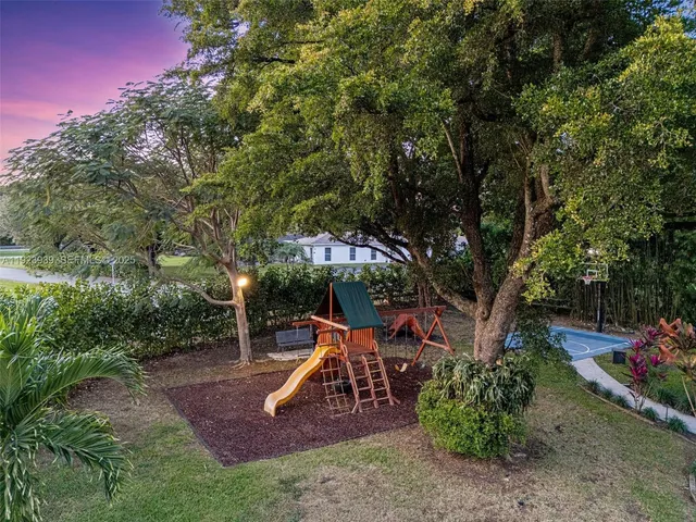 $1,990,000 | 11155 Southwest 40th Street, Davie, FL 33328