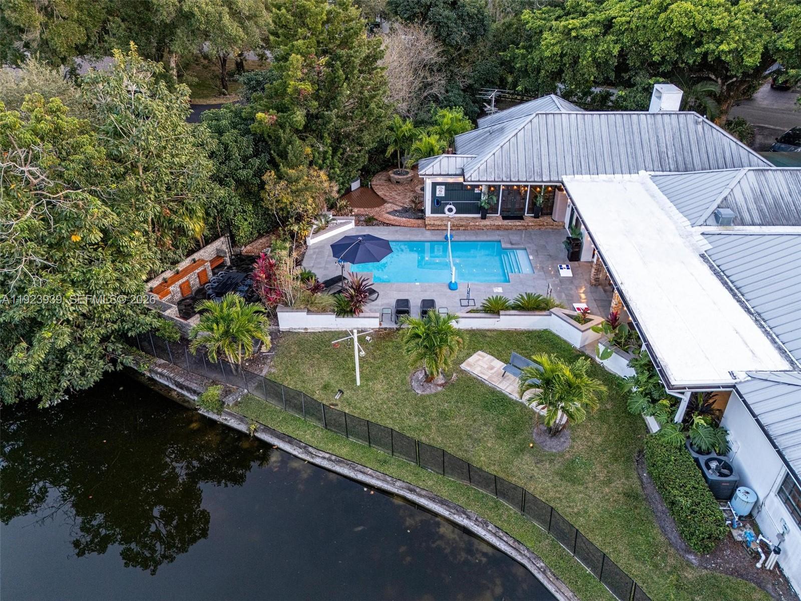 11155 Southwest 40th Street Davie, FL 33328 - Photo 94 of 100 an aerial view of a house