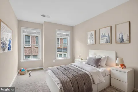 $895,000 | 2619 South Kenmore Court, Arlington, VA 22206