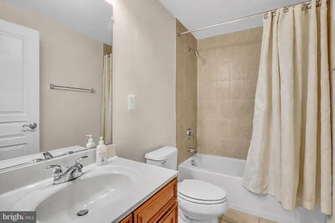 $895,000 | 2619 South Kenmore Court, Arlington, VA 22206