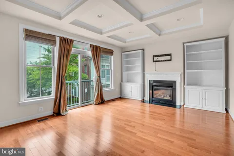 $895,000 | 2619 South Kenmore Court, Arlington, VA 22206