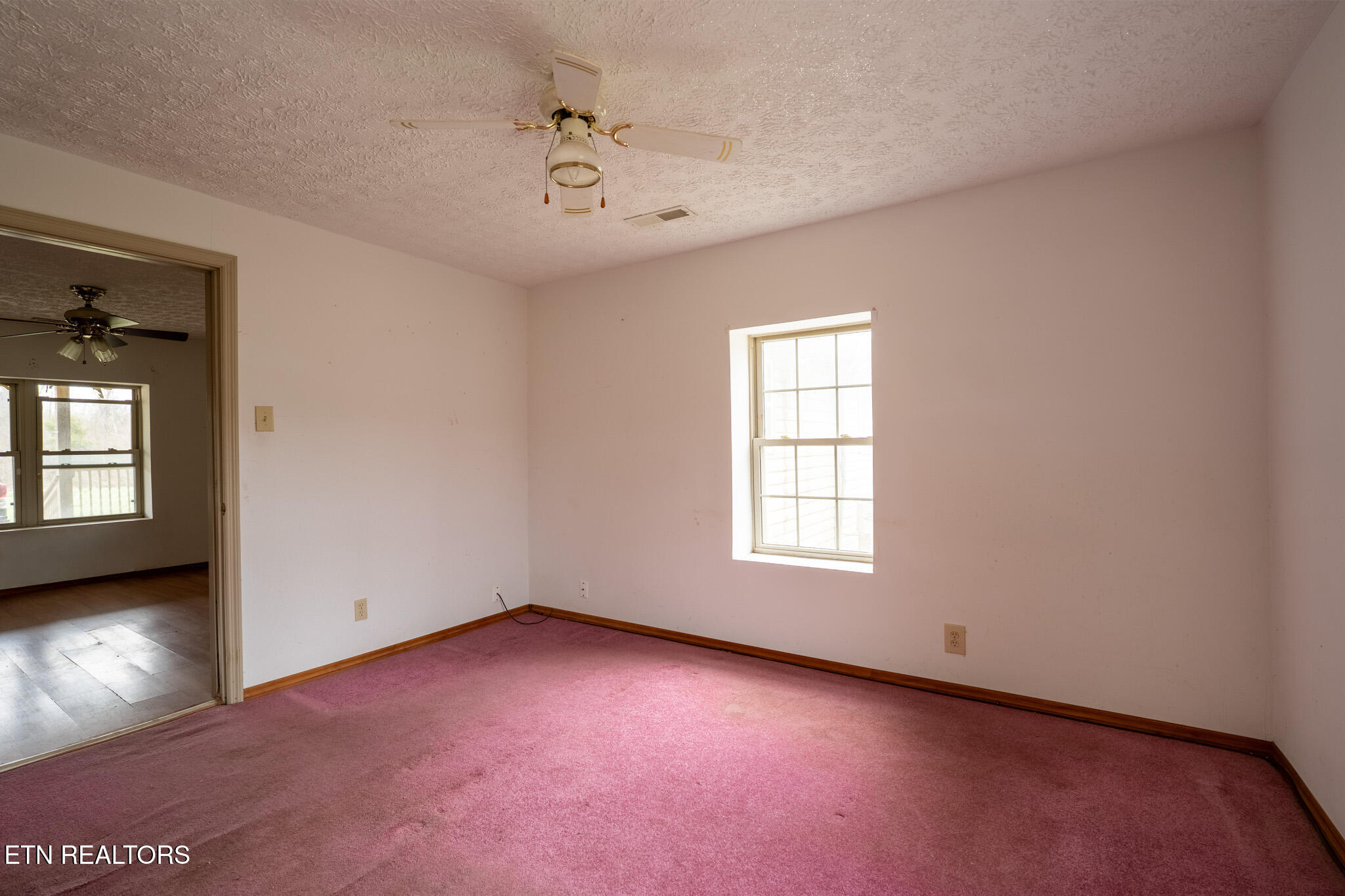 7011 Shell Lane Corryton, TN 37721 - Photo 11 of 22 7011 Shell Ln - Sales Clean-14