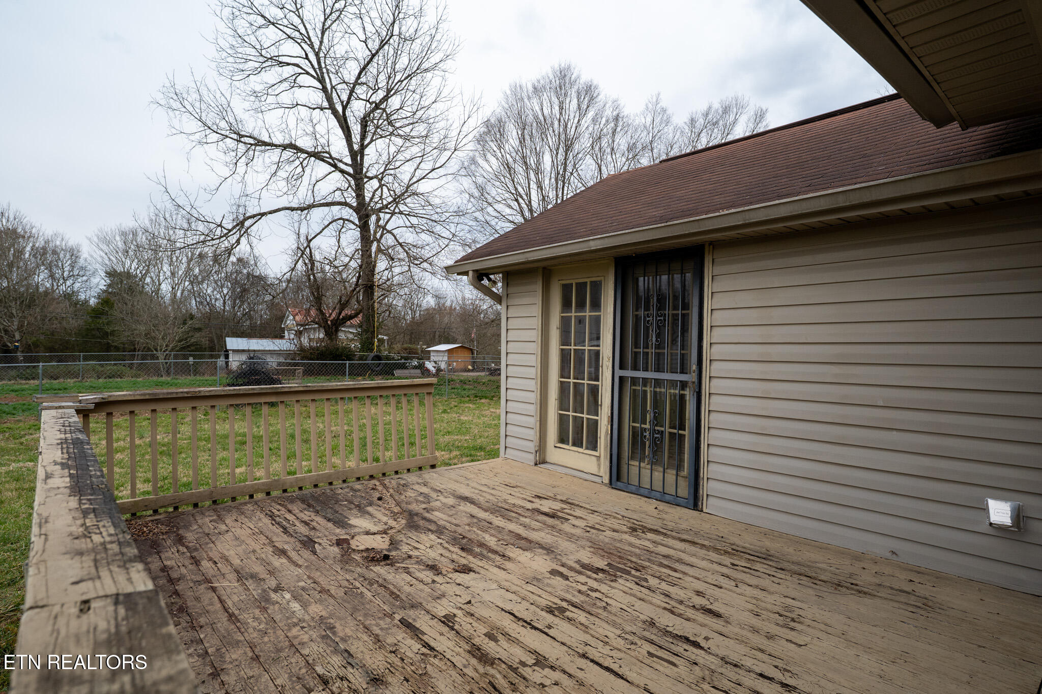 7011 Shell Lane Corryton, TN 37721 - Photo 15 of 22 7011 Shell Ln - Sales Clean-17