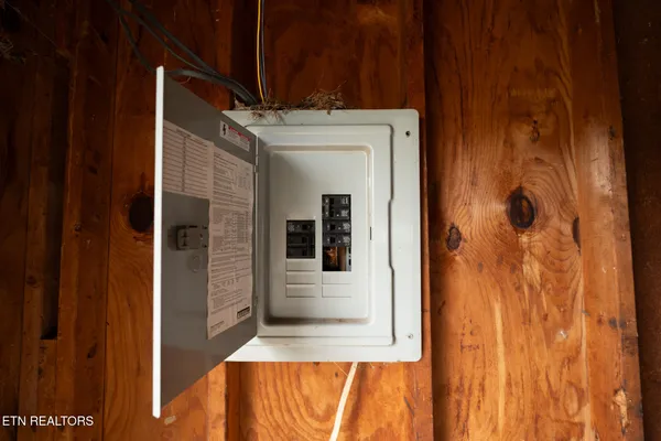 $225,000 | 7011 Shell Lane, Corryton, TN 37721