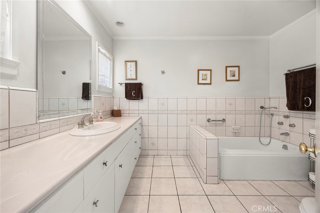 3431 Huntington Drive Pasadena, CA 91107 - Photo 17 of 25