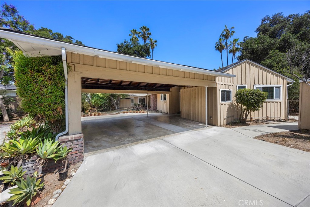 3431 Huntington Drive Pasadena, CA 91107 - Photo 5 of 25