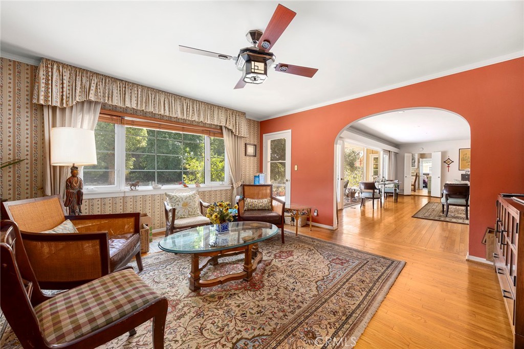 3431 Huntington Drive Pasadena, CA 91107 - Photo 7 of 25