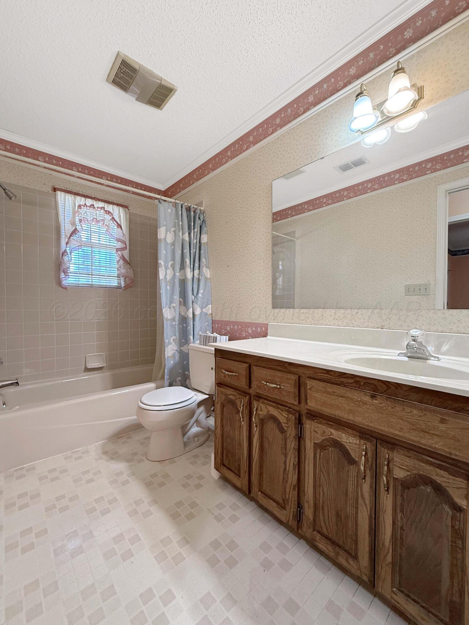 100 Fairview Street Borger, TX 79007 - Photo 20 of 32 IMG_3532