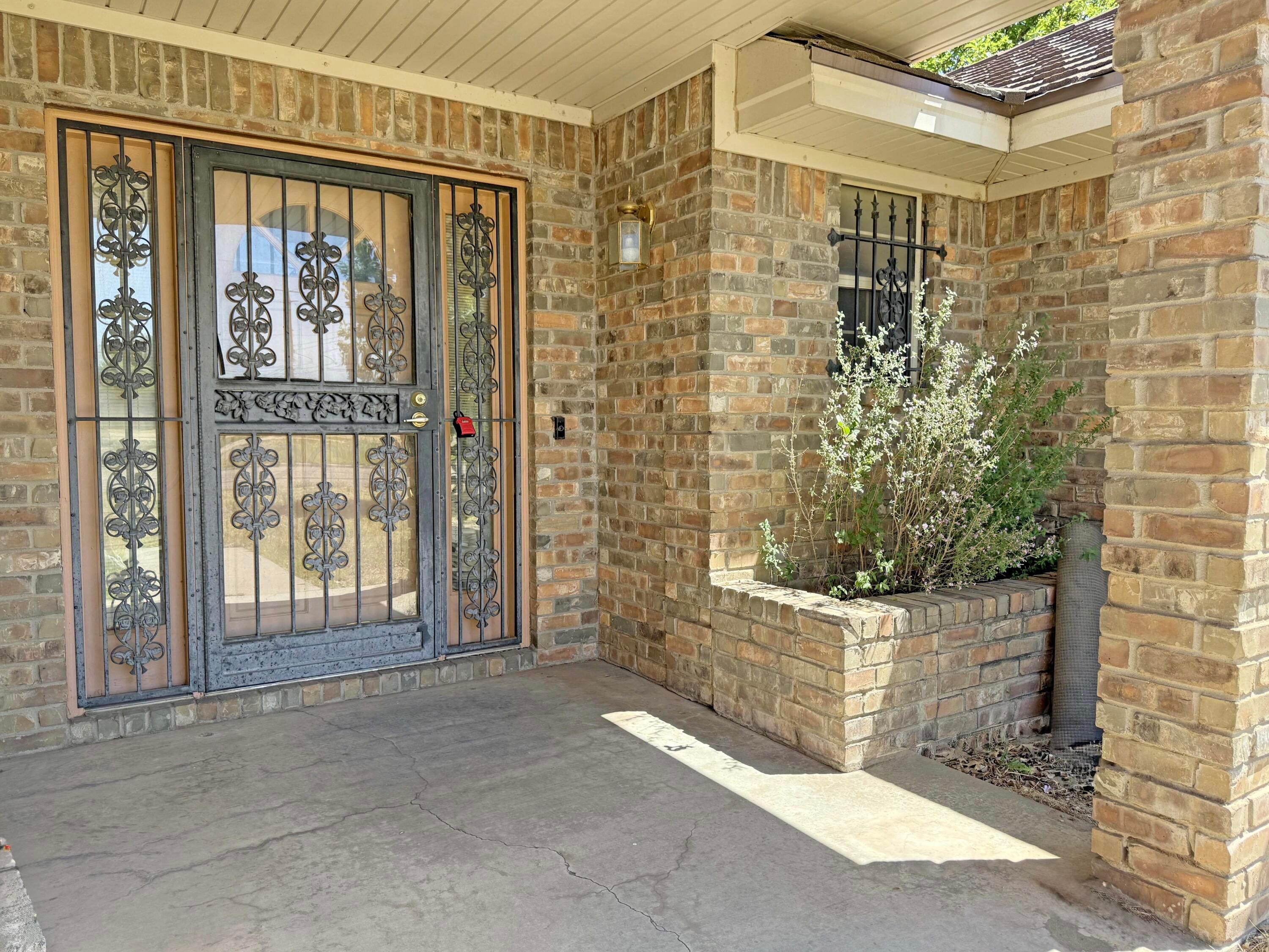 100 Fairview Street Borger, TX 79007 - Photo 4 of 32 IMG_3559