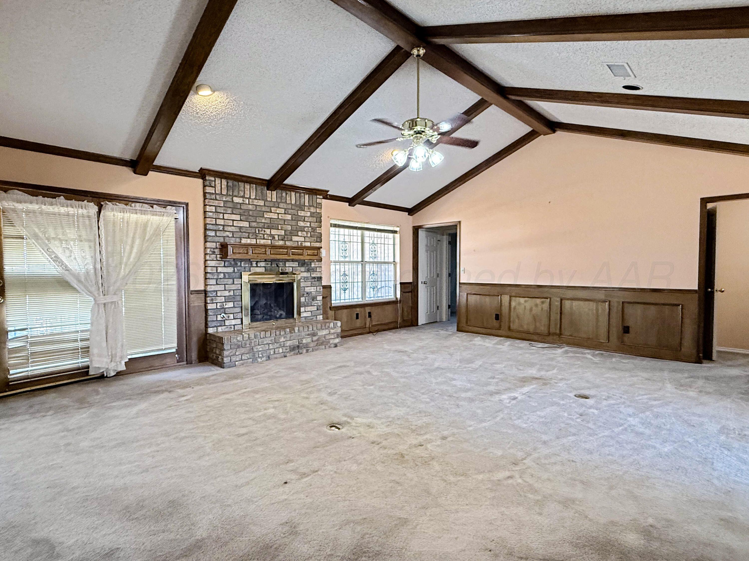 100 Fairview Street Borger, TX 79007 - Photo 7 of 32 IMG_3539