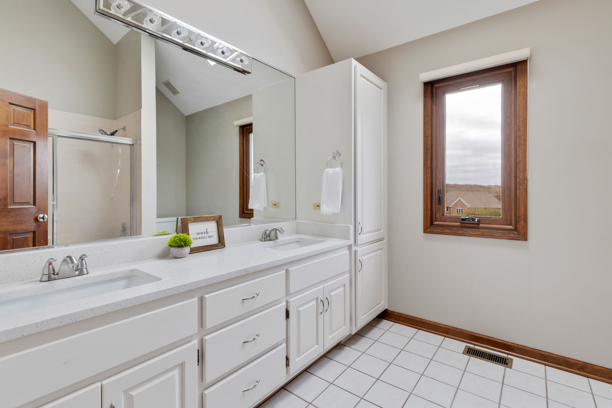 37W167 Crane Road St. Charles, IL 60175 - Photo 24 of 37 Gallery Image 24