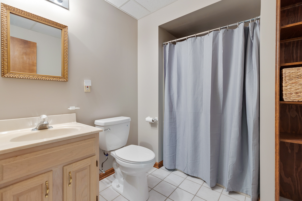 37W167 Crane Road St. Charles, IL 60175 - Photo 31 of 37 Gallery Image 31