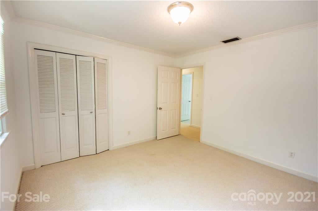 144 Buffaloway Road Statesville, NC 28677 - Photo 27 of 33 an empty room with closet area