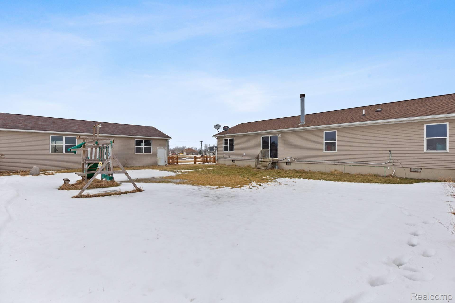 78037 Deland Road Richmond, MI 48062 - Photo 40 of 44 Gallery Image 40