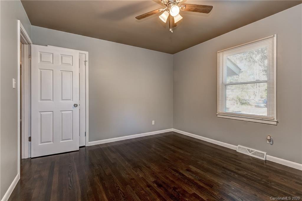 4030 Colebrook Road Charlotte, NC 28215 - Photo 12 of 23 Gallery Image 12