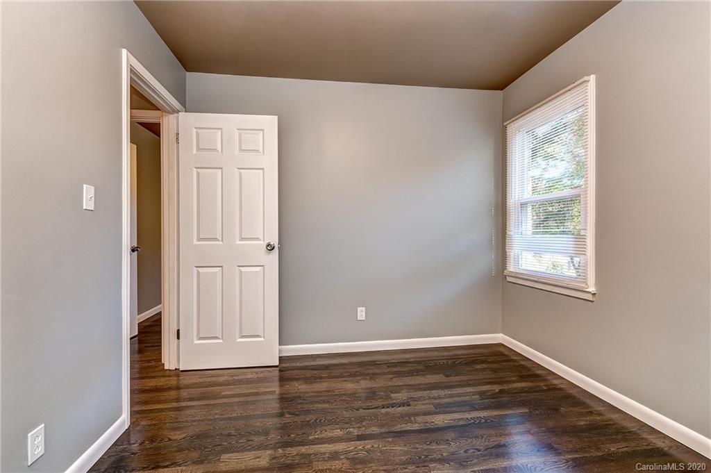 4030 Colebrook Road Charlotte, NC 28215 - Photo 16 of 23 Gallery Image 16