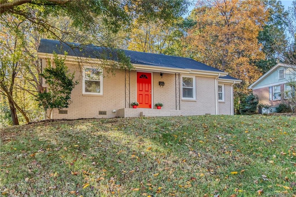 4030 Colebrook Road Charlotte, NC 28215 - Photo 3 of 23 Gallery Image 3